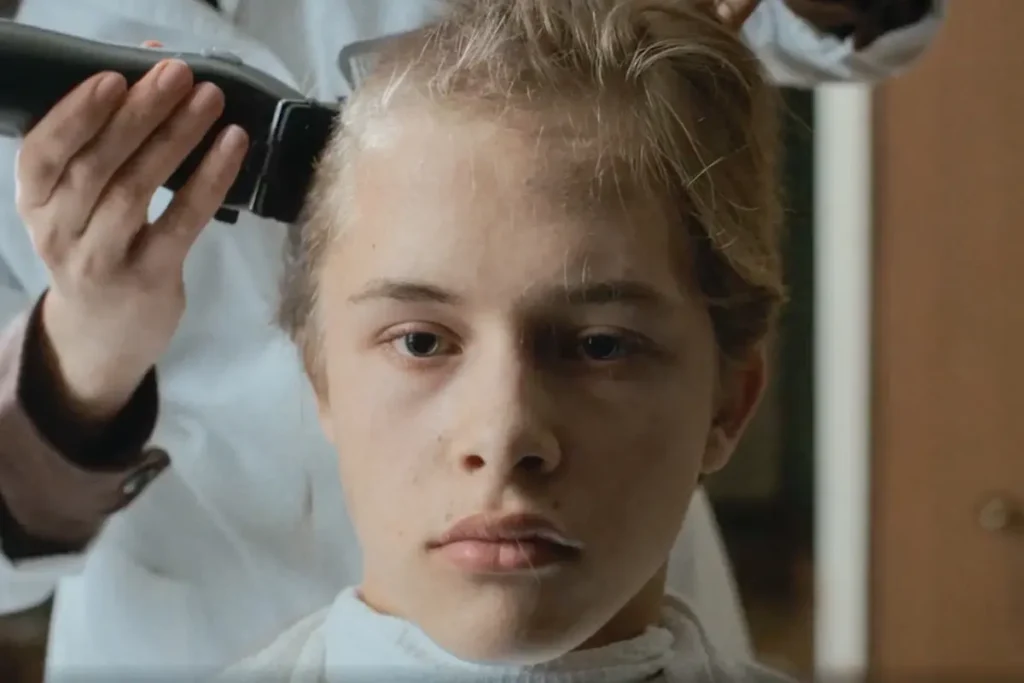 Скриншот из официального трейлера к сериалу «Слово пацана». Источник: Youtube-канал платформы Start.