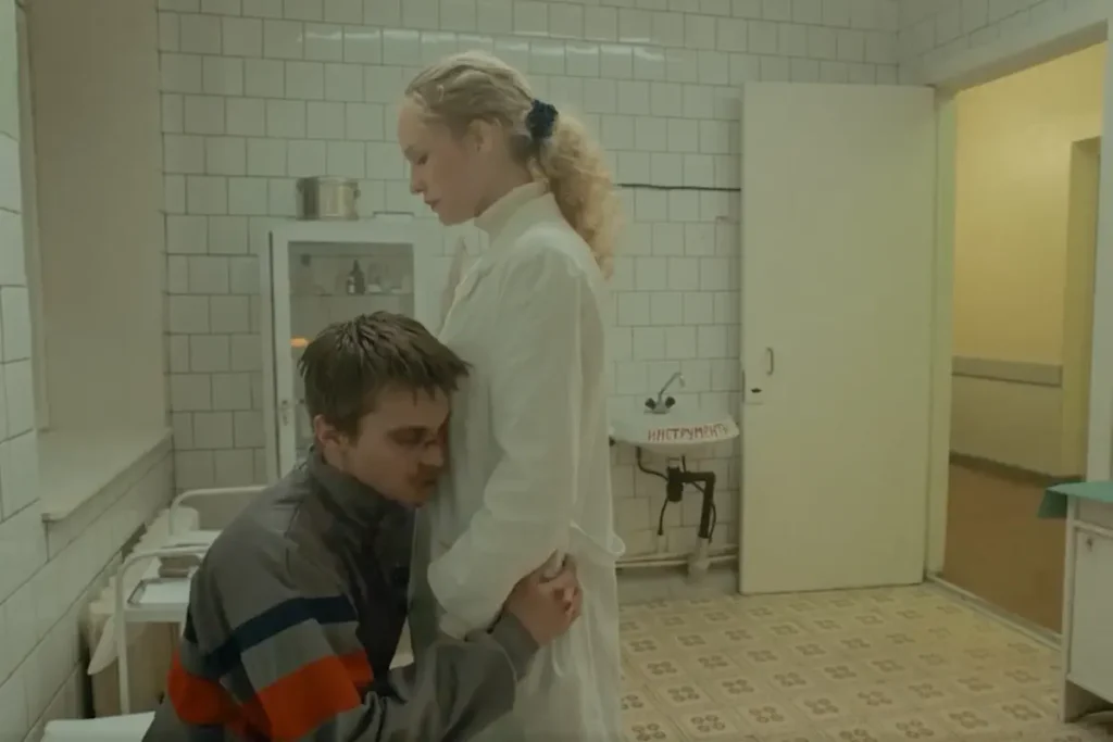 Скриншот из официального трейлера к сериалу «Слово пацана». Источник: Youtube-канал платформы Start.